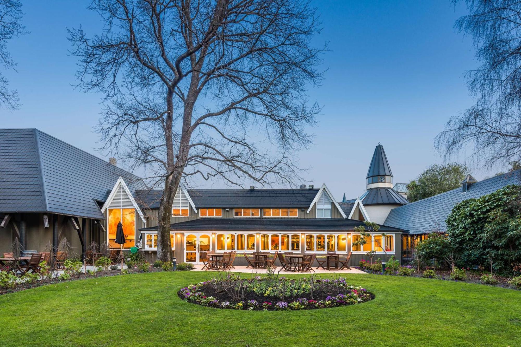 Chateau On The Park - Christchurch, A Doubletree By Hilton Exteriér fotografie